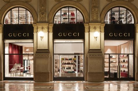 gucci milan store.